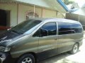 Hyundai Starex 2000 MT Gray For Sale -0