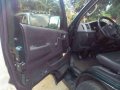 2012 toyota hi-ace van commuter-3