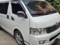 Toyota Hiace Super Grandia D4D-4