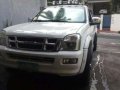 Isuzu D-max 2005 Matic White For Sale -0