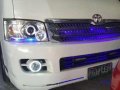 Toyota Hiace Super Grandia D4D-10