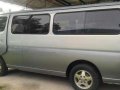 nissan urvan estate-2