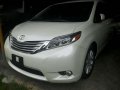 2017 Toyota Sienna Limited-2