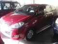 Toyota Innova 2011 red for sale-2