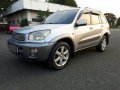 For sale Silver Toyota RAV4 2001-4