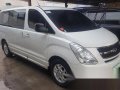 Hyundai Grand Starex gold 2009. 9seats-4