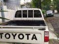 toyota hilux pickup-4