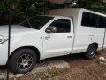 2009 Toyota hilux fx truck white for sale -0