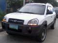 Hyundai Tucson 2.0L SUV white for sale -0