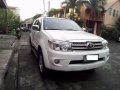 Toyota Fortuner 2009 WHITE FOR SALE-0