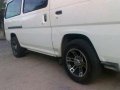 Nissan urvan shuttle 18seater 2.7engine diesel 2006model-1
