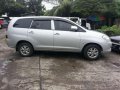 Toyota Innova E 2005 MT Silver For Sale -4
