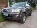 Toyota Fortuner V 4x4 D4D turbo 2010 for sale -3