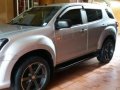 For Sale Isuzu MU-X 2014 MT Silver -3