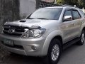 2007 Toyota Fortuner V-0