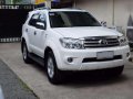 2009 Toyota Fortuner G AT for sale -5