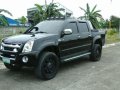 2010 Isuzu D-max 4x2 AT Black For Sale -0