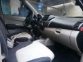 Mitsubishi Strada 2009 Manual for sale -7