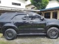 Toyota Fortuner 2015 P950,000 black for sale-4