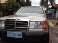 Mercedes Benz w124 230e for sale -0