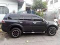 Mitsubishi Montero SUV black for sale -0