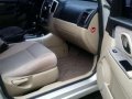 2009 Ford Escape Xls 2.3 AT Silver For Sale -7
