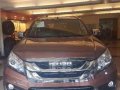 ISUZU Mu-x 4x2 LS-A MT 2.5 Liters-6