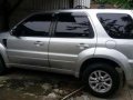 2009 Ford Escape Xls 2.3 AT Silver For Sale -1