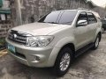 All Original 2011 Toyota Fortuner G Diesel 4x2 AT For Sale-0