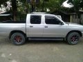 Nissan Frontier 4x2 manual 2003 model for sale -5