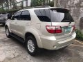 All Original 2011 Toyota Fortuner G Diesel 4x2 AT For Sale-2