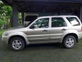 Ford Escape 2005 2.3 XLS Silver For Sale -0