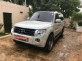 2010 Mitsubishi Pajero BK alt lc100 lc200 lc70 prado montero -0