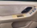 2003 Ford escape matic XLT Ford explorer matic gas v6-5