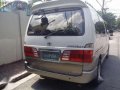 Toyota grand hiace-1