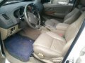 rush sale toyota fortuner G 2011-0