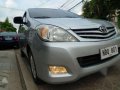 2010 Innova E AT Gas Engine-11