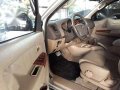 Toyota Fortuner G Diesel 4x2 2010-4