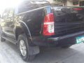 Toyota Hilux G 2010 4x2 diesel manual for sale -4