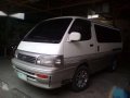 Toyota hi- ace super costum 3.0 turbo diesel-3