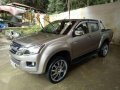First Owned Isuzu Dmax 2015 MT For Sale-1