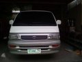 Toyota hi- ace super costum 3.0 turbo diesel-0