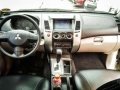 2013 Mitsubishi Montero Sport GLX AT pearl white for sale -5