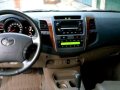 Toyota Fortuner 2011 for sale -5