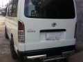 Toyota Hiace 2006 MT White For Sale -10