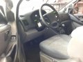 2013 Hyundai Starex 2.5 TCI MT White For Sale -3