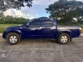 Nissan Navara 2009 4x2 MT Blue For Sale -3