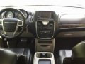 Chrysler Town and Country 2012 A/T for sale -6