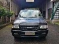 Isuzu Fuego 2004-1