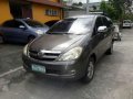 Toyota innova g 2005-2